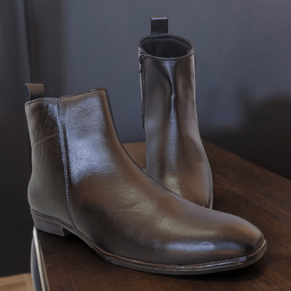 Yasiel Black Zipper Chelsea Boot