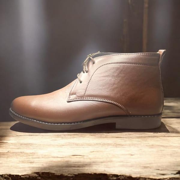 brown chukka boot